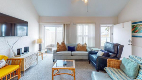 EC112 Newly Renovated, 3BR, 2 Story Condo, Shared Pool & Grill, Boardwalk